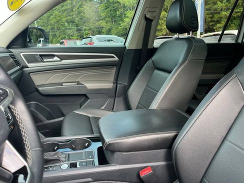 Used 2022 Volkswagen Atlas SE w/ Panoramic Sunroof Package FWD image 10