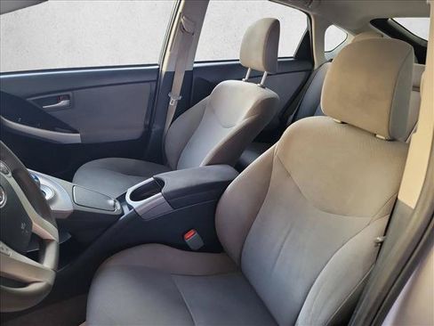 Used 2015 Toyota Prius Three FWD image 12