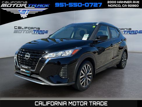 Used 2024 Nissan Kicks SV FWD image 1