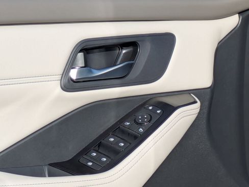 New 2026 Nissan Rogue SV image 13