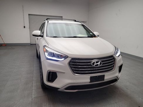 Used 2017 Hyundai Santa Fe SE image 14