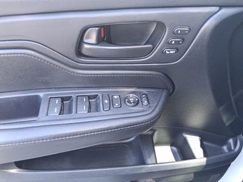 Used 2023 Honda Odyssey Sport image 15