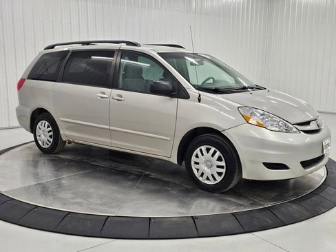 Used 2006 Toyota Sienna LE image 7