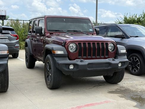 Used 2022 Jeep Wrangler Unlimited Sport AWD/4WD image 2