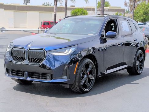 Used 2025 BMW X3 xDrive30i w/ Premium Package AWD/4WD image 5