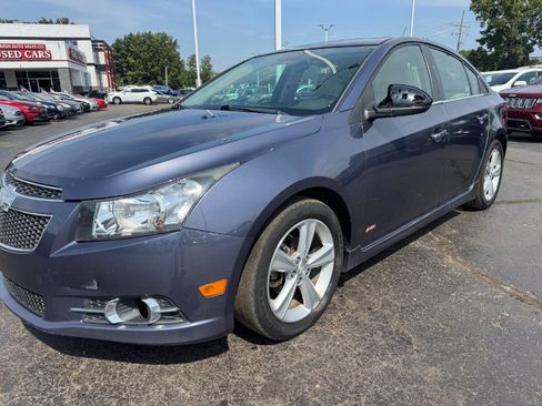 Used 2014 Chevrolet Cruze LT w/ Sun, Sound and Sport Package FWD image 9