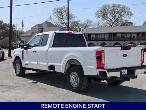 New 2025 Ford F250 XL w/ 360-Degree Camera Package image 8