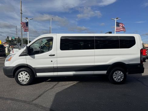 Used 2016 Ford Transit 350 XLT RWD image 4