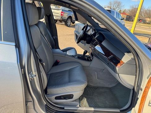 Used 2007 BMW 525xi Sedan image 23
