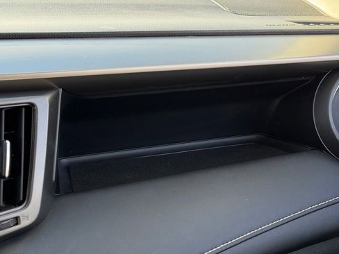 Used 2015 Toyota RAV4 XLE image 18