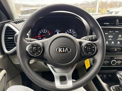 Certified 2021 Kia Soul LX image 17
