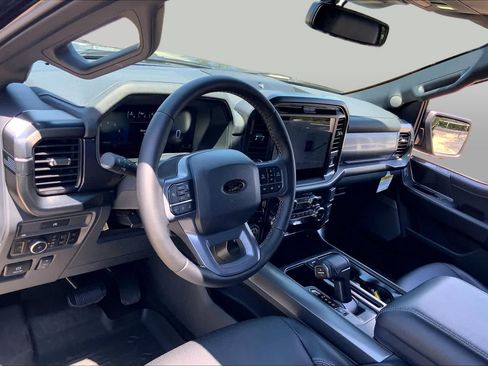 Used 2025 Ford F150 Lariat w/ FX4 Off-Road Package AWD/4WD image 34