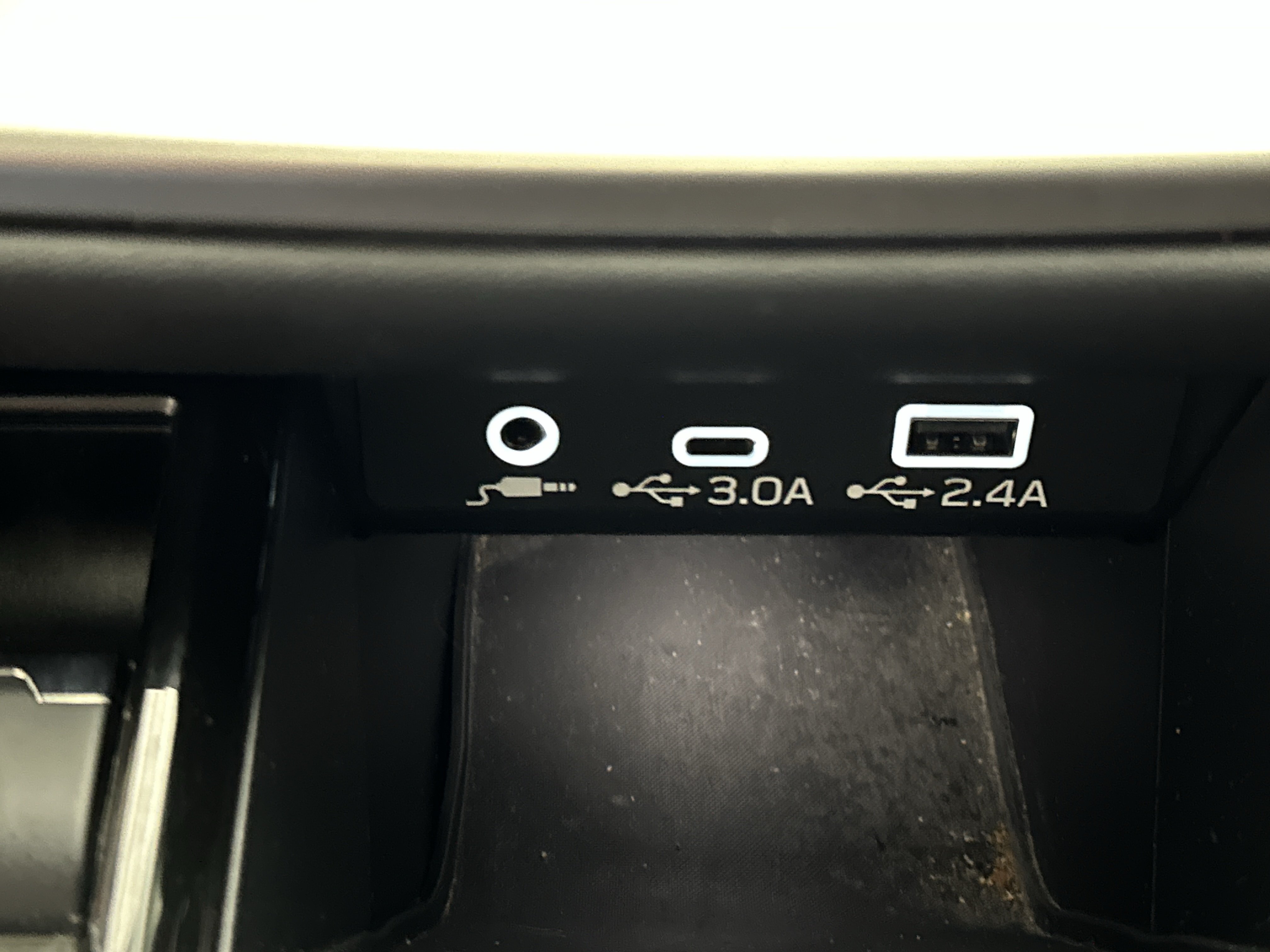 Used 2024 Subaru Outback Limited AWD/4WD image 40