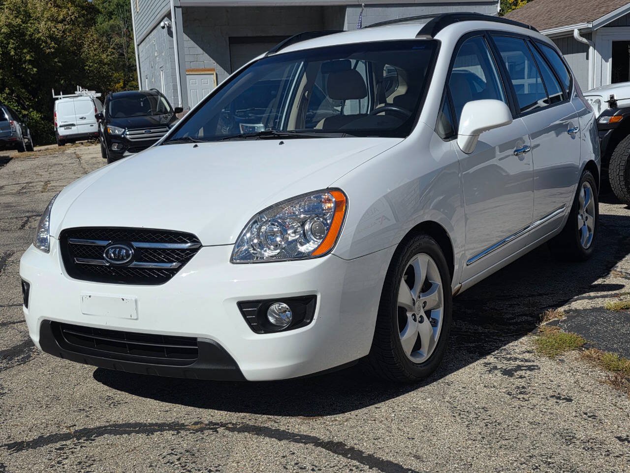 Used 2008 Kia Rondo EX FWD image 3