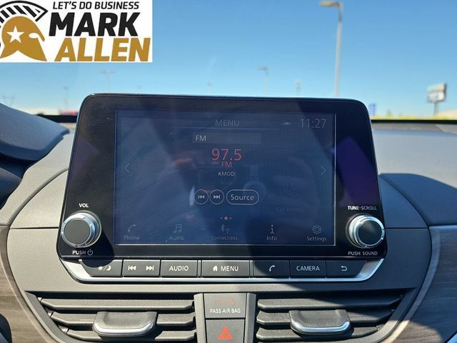 Used 2025 Nissan Altima 2.5 SV FWD image 13