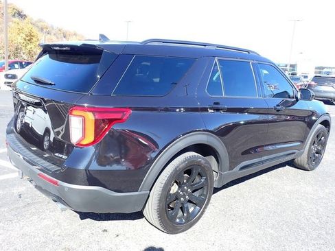 Certified 2022 Ford Explorer ST-Line w/ Class IV Trailer Tow Package image 10