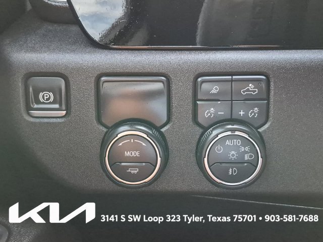 Used 2025 Chevrolet Silverado 1500 RST RWD image 27