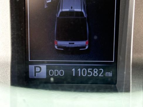 Used 2017 Toyota Tacoma SR5 w/ Tow Package image 25