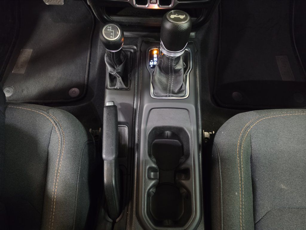 Used 2024 Jeep Wrangler Unlimited Sport AWD/4WD image 22