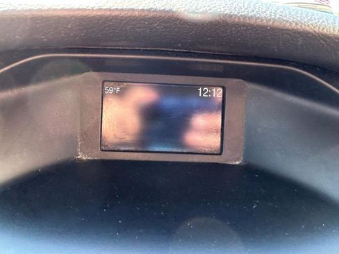 Used 2014 Ford Focus SE FWD image 22