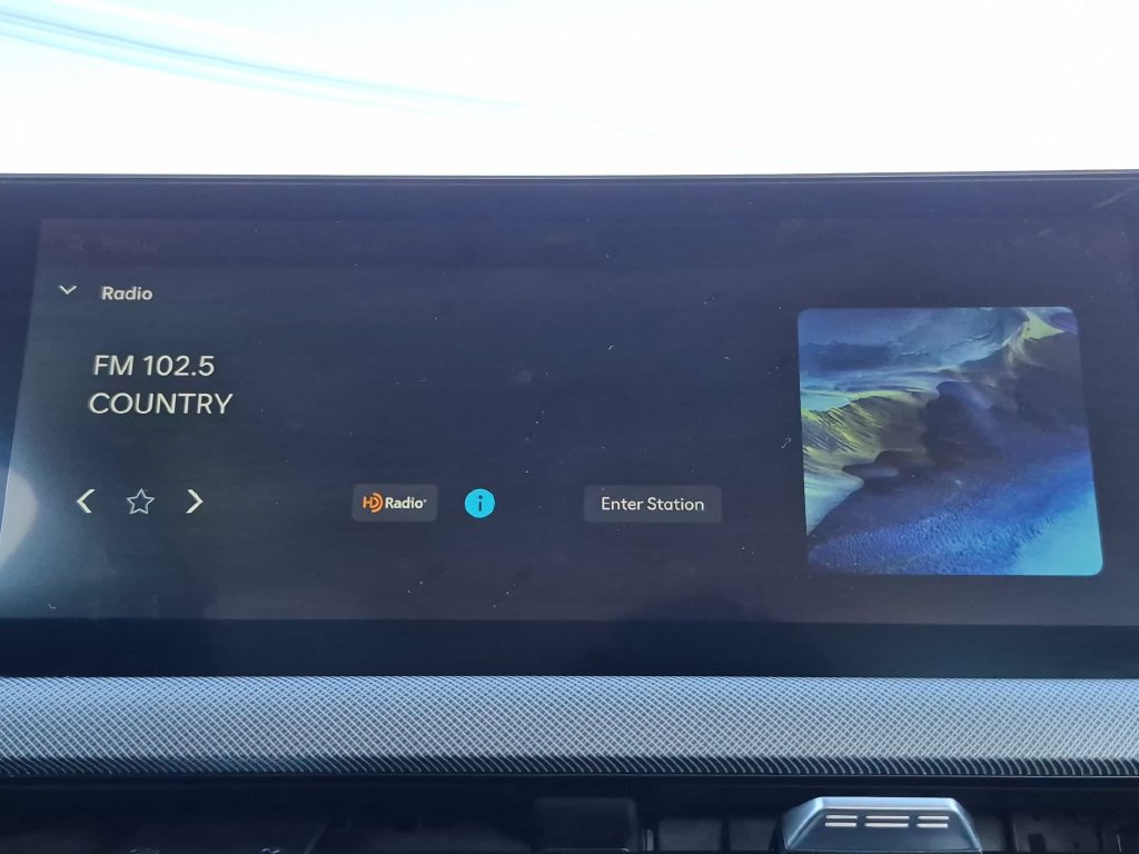 Used 2025 Hyundai Sonata SEL FWD image 19
