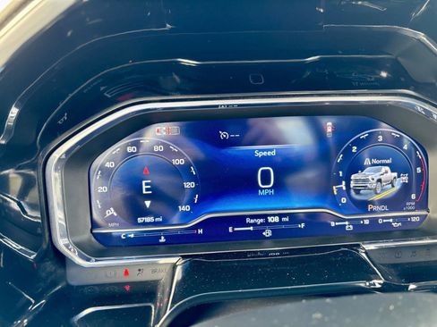 Used 2024 Chevrolet Silverado 2500 LT image 28