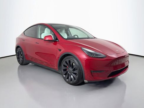 Used 2022 Tesla Model Y Performance AWD/4WD image 3