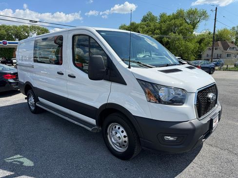 Used 2024 Ford Transit 250 Low Roof AWD w/ Exterior Upgrade Package image 13