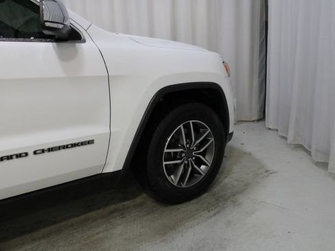 Used 2021 Jeep Grand Cherokee Limited AWD/4WD image 29
