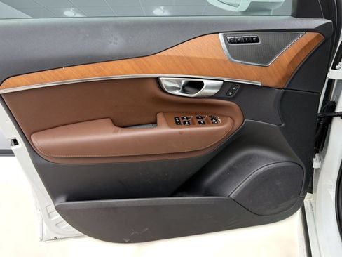 Used 2023 Volvo XC90 B6 Plus w/ Protection Package Premier AWD/4WD image 25