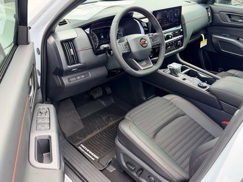 New 2026 Nissan Pathfinder Rock Creek w/ Rock Creek Premium Package image 9