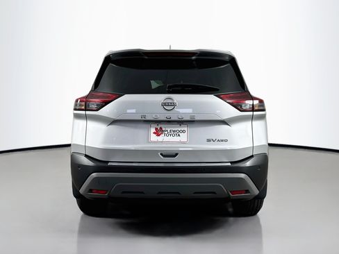 Used 2023 Nissan Rogue SV AWD/4WD image 6