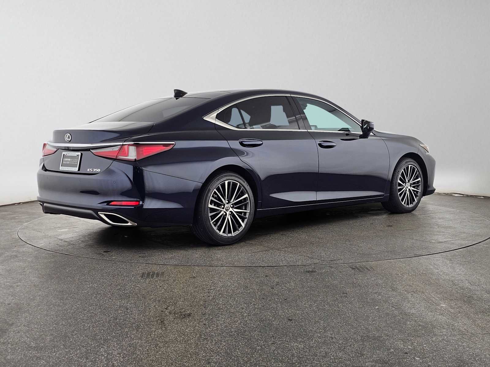Certified 2024 Lexus ES 350 w/ Premium Package FWD image 3