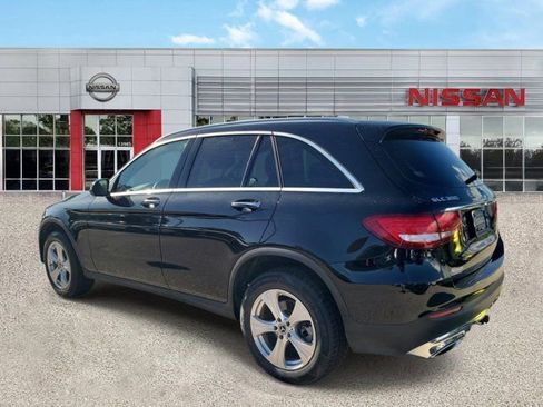 Used 2017 Mercedes-Benz GLC 300 4MATIC image 6