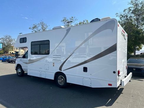 Used 2018 Ford E-350 and Econoline 350 Super Duty w/ Motorhome Prep Package RWD image 4