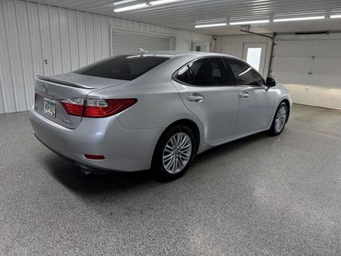 Used 2013 Lexus ES 350 w/ Luxury Pkg FWD image 6