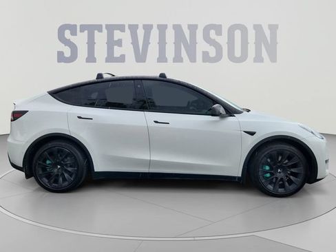 Used 2021 Tesla Model Y Long Range AWD/4WD image 6