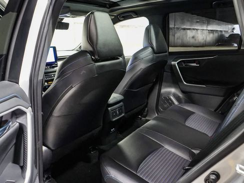 Used 2024 Toyota RAV4 XSE w/ Advanced Technology Package AWD/4WD image 19