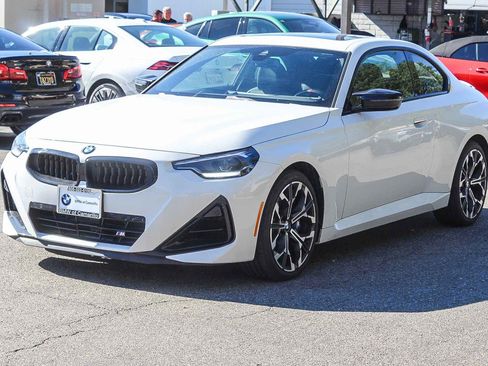Used 2025 BMW M240i xDrive Coupe image 3
