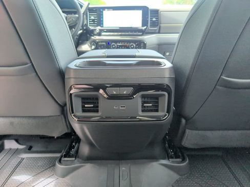 New 2026 Chevrolet Silverado 2500 ZR2 w/ LPO, Dark Essentials Package AWD/4WD image 30