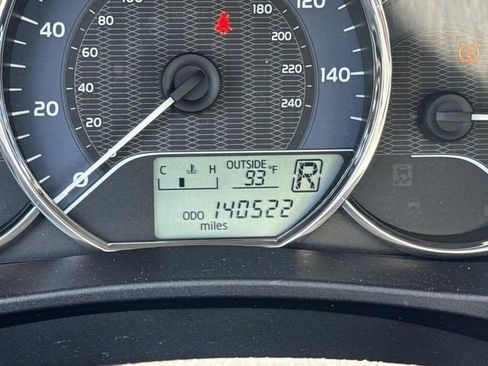 Used 2014 Toyota Corolla LE image 32