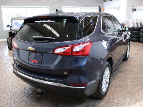 Used 2018 Chevrolet Equinox LT image 6