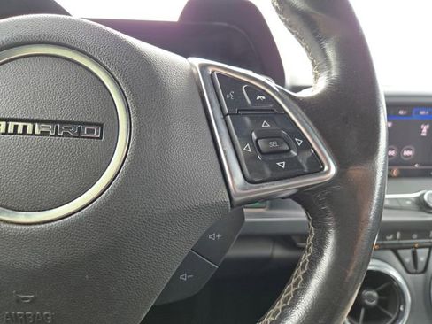 Used 2020 Chevrolet Camaro LT RWD image 18