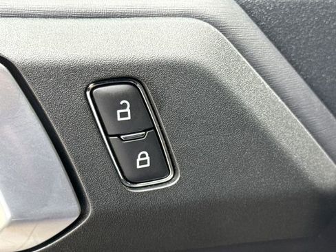 New 2026 Ford Bronco Outer Banks AWD/4WD image 17