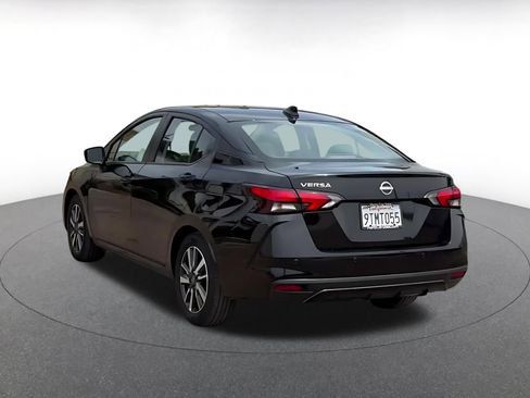 Used 2025 Nissan Versa SV FWD image 11