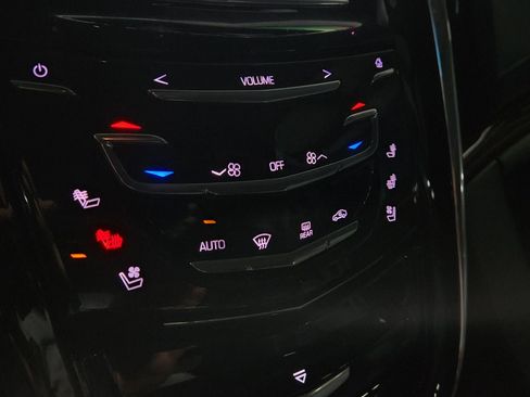 Used 2017 Cadillac Escalade Luxury image 39