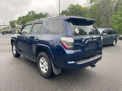Used 2020 Toyota 4Runner SR5 Premium w/ Moonroof Package AWD/4WD image 3