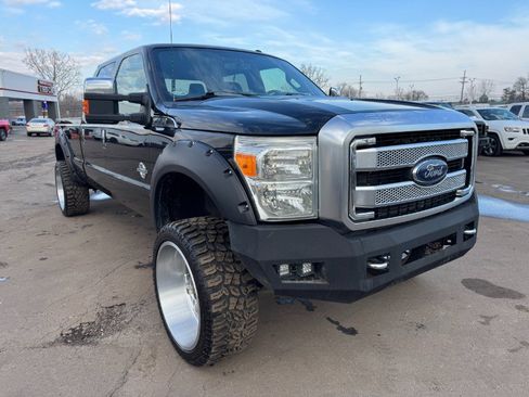 Used 2014 Ford F350 Platinum w/ Platinum Package image 7