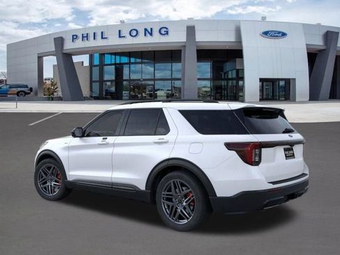 New 2026 Ford Explorer ST-Line AWD/4WD image 4