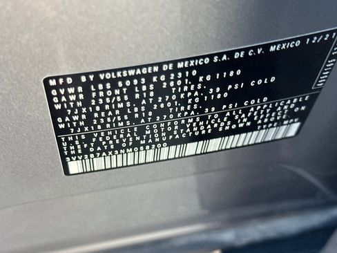 Used 2022 Volkswagen Tiguan SE image 23